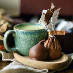 Chokoladefigner med havsalt og karamel - 1 kg.  (ca. 55 stk.)  